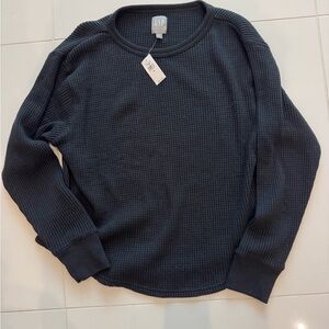 GAP Black Waffle Knit Women’s Crewneck Shirt